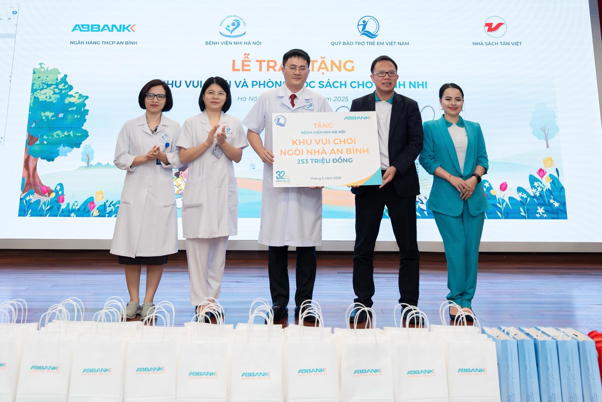 h2b-tai-chinh-1749639775.jpg