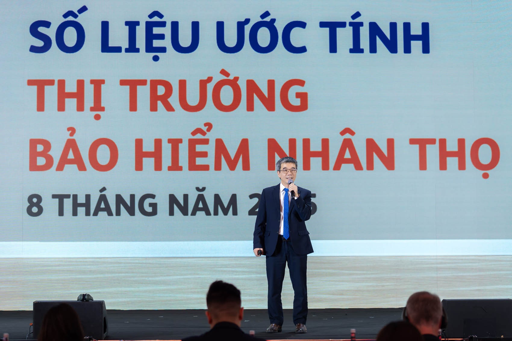 h4-ong-dung-bao-hiem-1758784705.jpg