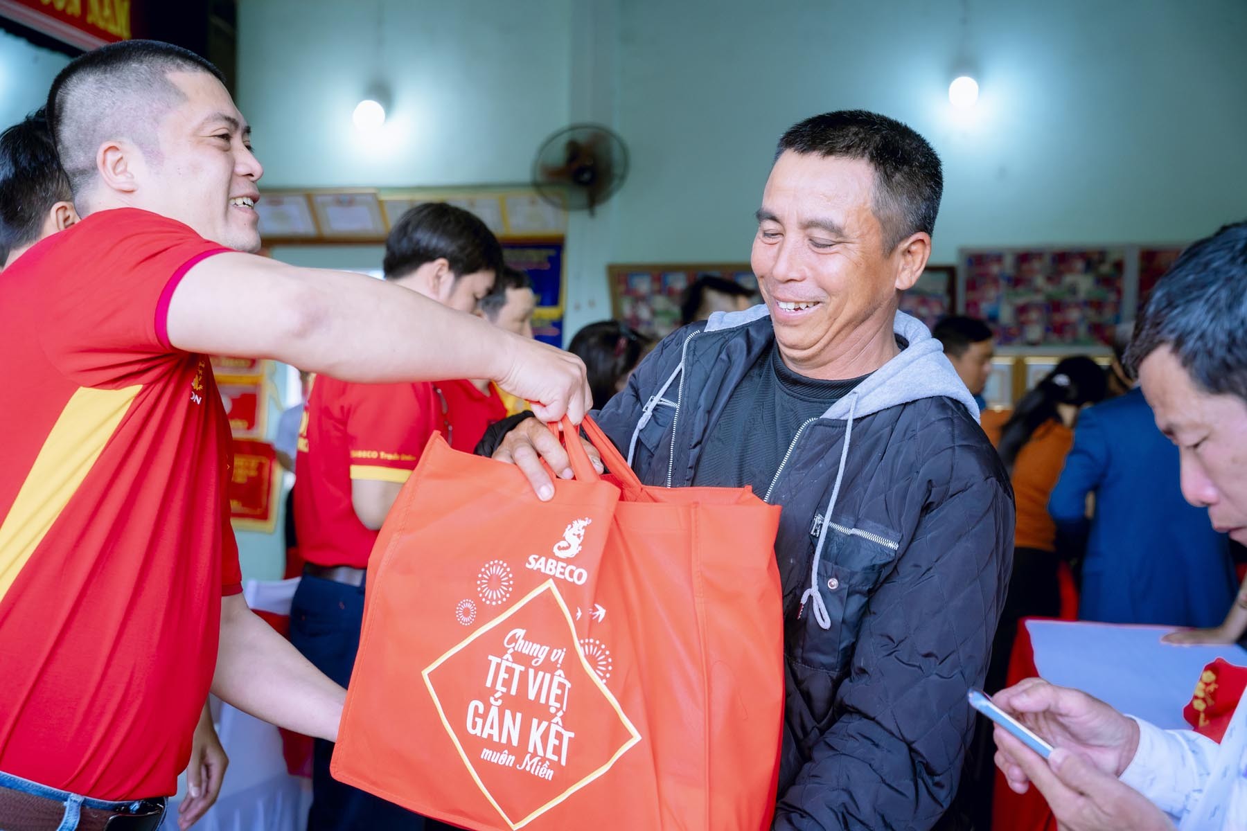 h4-qua-nhung-phan-qua-1770684980.jpg