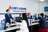 VietABank báo lãi quý I/2026 tăng 44%, thu dịch vụ tiếp tục bứt tốc