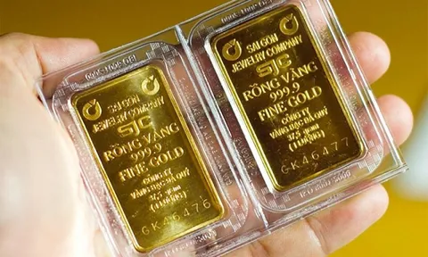 Giá vàng quay đầu giảm
