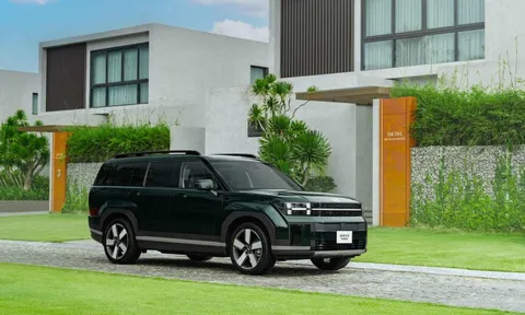 Hyundai trình làng mẫu xe Santa Fe Hybrid tại thị trường Việt Nam 0