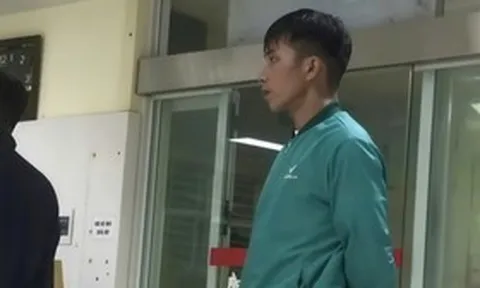 Bỏ cuốc xe giữa đêm, tài xế công nghệ ứng tiền cứu nữ hành khách gây xúc động