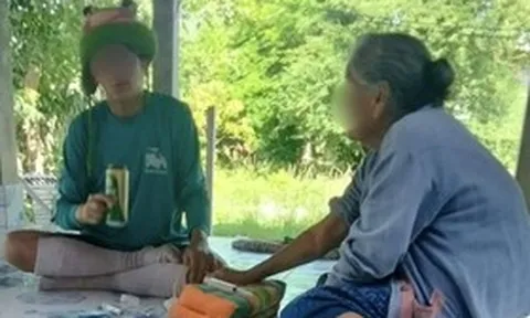 Nam bác sĩ bị điều tra vì uống bia trong lúc lấy máu xét nghiệm