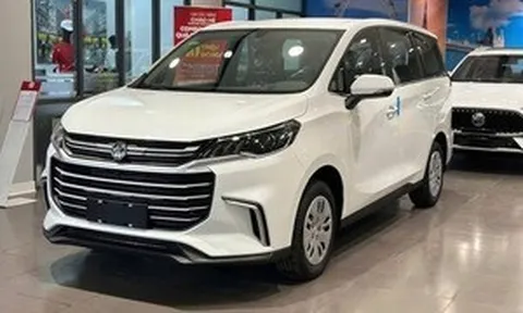Thị trường ô tô: Nhiều mẫu xe giảm dưới 400 triệu đồng
