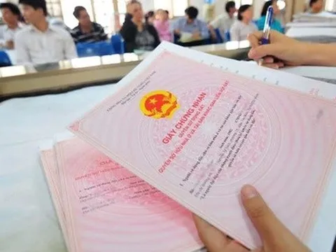 Kiến nghị bỏ sổ hồng giấy