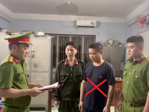 Bắt giữ tài xế xe container đánh võng trên cao tốc để ép công ty sa thải mình