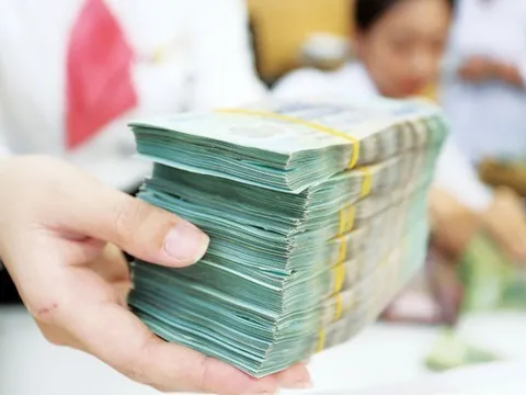 Lượng tiền kỷ lục của người dân đang gửi ngân hàng