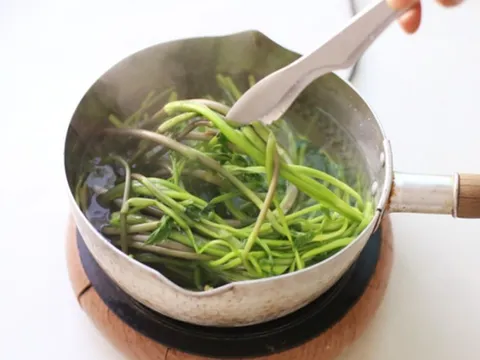 2 loại rau “khoái khẩu” mùa lạnh dễ thành ổ sán, đặc biệt là loại đứng đầu danh sách