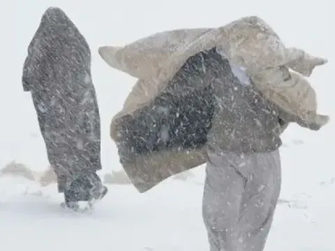 Thời tiết bất thường: Tuyết rơi lần đầu tiên ở Ả Rập Xê Út sau ba thập kỷ