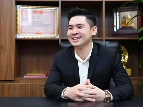 Con trai thứ 2 nhà Bầu Hiển ứng cử đại biểu HĐND thành phố Hà Nội