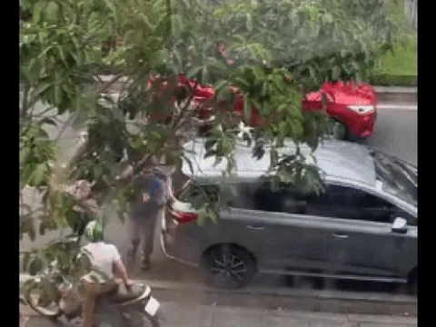 Va quẹt giao thông, rượt đuổi 'đánh hội đồng' tài xế ô tô ở TPHCM