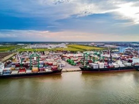 Một doanh nghiệp sắp chốt ngày chia cổ tức 35% bằng tiền mặt