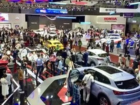 Không có Vietnam Motor Show 2026, cuộc đua hãng xe chuyển sang 'sân khấu' riêng?