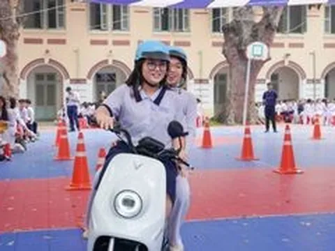 VinFast ZGoo: Nhỏ gọn cho học sinh, yên tâm cho phụ huynh