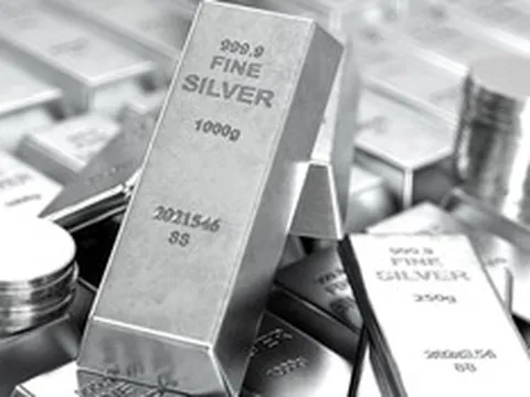 Giá bạc hôm nay (28/5): Giá bạc trong nước và thế giới đang rơi tự do, không có điểm dừng