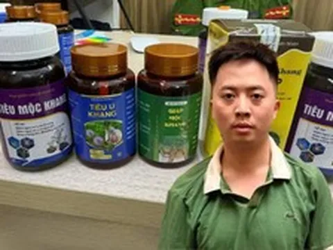 Khám xét các địa điểm trong đường dây “Bác sỹ Vĩnh” chữa u xơ, bắt Trần Văn Hiến SN 1997 và 12 nhân viên