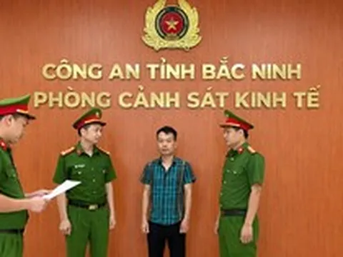 Khởi tố Chủ tịch HĐQT sinh năm 1983 tiếp tay làm giả hồ sơ mua nhà ở xã hội