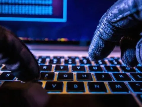 Cẩn trọng, tránh bị lừa đảo khi làm hộ chiếu online