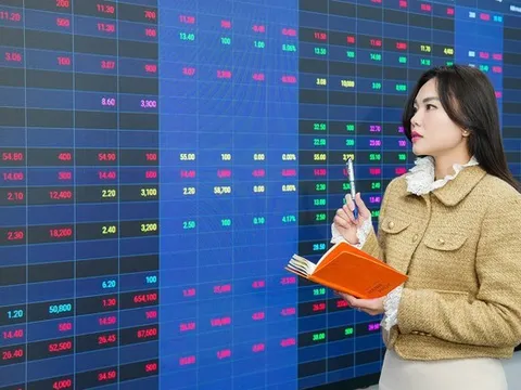 Dòng tiền cạn lực, VN-Index đứng trước ngưỡng quyết định