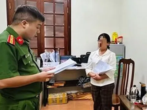 Rút lượng lớn tiền mặt tại Hợp tác xã Hợp Thịnh, người phụ nữ bị khởi tố