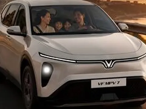 VinFast VF MPV 7 gây chú ý với truyền thông khi được vinh danh tại GIIAS Bandung