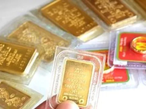 Giá vàng nhẫn trơn, vàng miếng chiều tối 12/10 tại SJC, PNJ, DOJI, Bảo Tín Minh Châu và Bảo Tín Mạnh Hải đồng loạt giảm tới 800.000 đồng/lượng