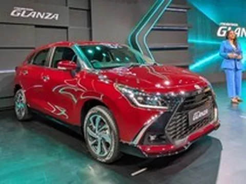 Đàn em Toyota Yaris nâng cấp với giá quy đổi từ 190 triệu đồng: Có HUD, ADAS, camera 360, ‘ăn’ xăng chỉ hơn 4L/100km