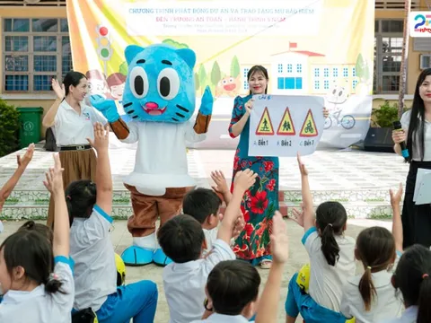 Dự án "đến trường an toàn" của Prudential Việt Nam góp phần nâng cao ý thức an toàn giao thông tại Việt Nam