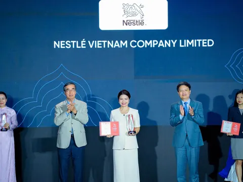Nestlé Việt Nam được vinh danh tại Giải thưởng Rồng Vàng lần thứ 25 về phát triển chuỗi giá trị nông nghiệp bền vững